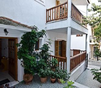 Studio with Garden View