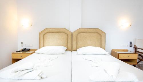 Triple Room with Sea View