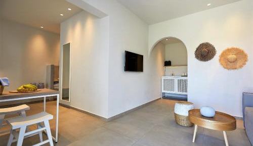 Junior Suite with Garden View