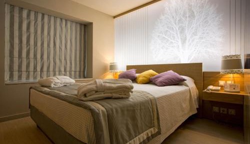 Suite with Shared Pool