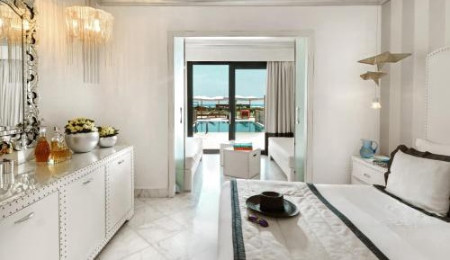 Family Sea View Private Pool