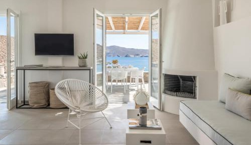 Villa - Beach Front