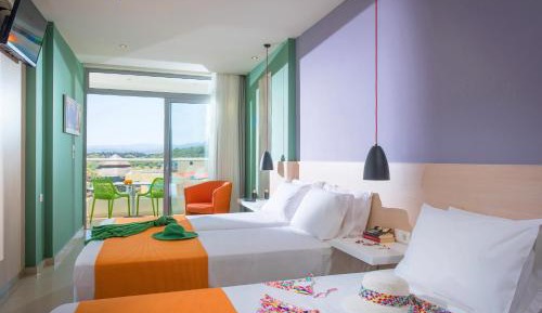 Triple Room with Balcony