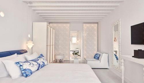 Superior Suite with Private Pool and Sea View