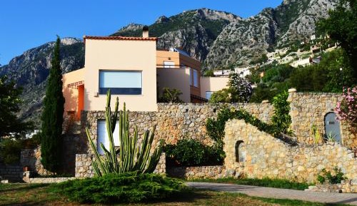 Maisonette