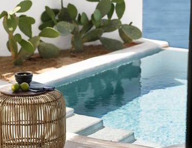 Sunset & Sea View Suite with Pool & Jacuzzi