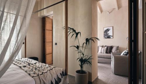 Deluxe Suite with Sea View