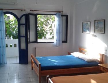 Studio Apartment with Balcony