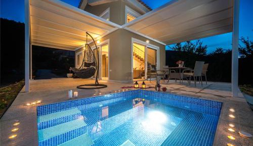 Villa with Sea View