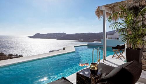 Elegant Villa with Private Pool (2 Adults)