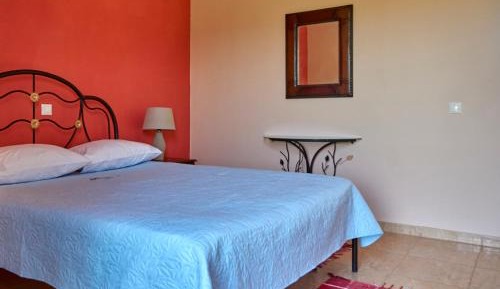 One-Bedroom Apartment (4 Adults)