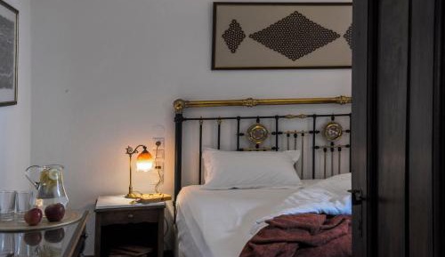 Double or Twin Room with Private Bathroom