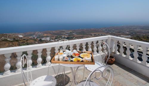 One Bedroom Apartment with Sea View - Phenix