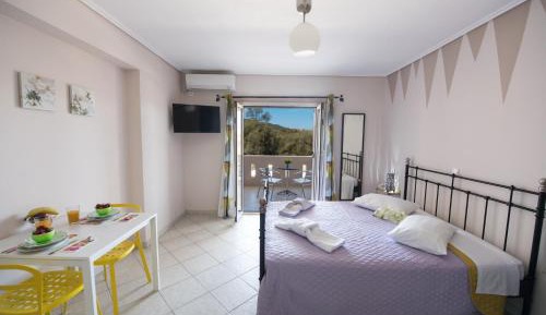 Studio (2 Adults)
