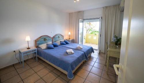 Suite with Garden View