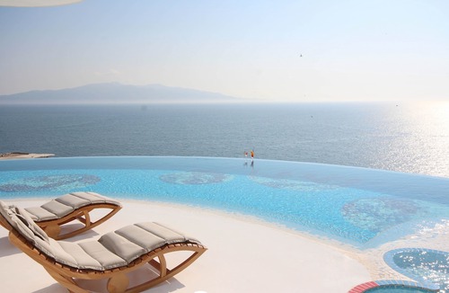 Sarande Hotel | Bougainville Bay Hotel