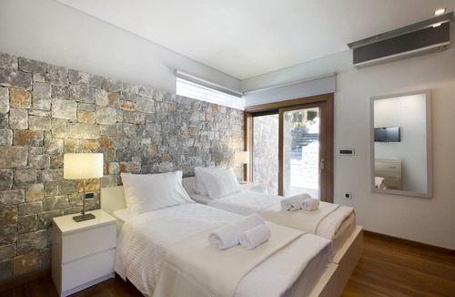 Halepa Villa | Villa Tanos - Five Bedroom Villa, Sleeps 12