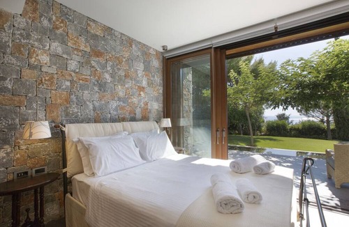 Halepa Villa | Villa Tanos - Five Bedroom Villa, Sleeps 12