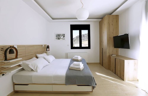 Vrachasi Villa | Aires Villa