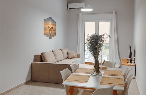 Paralia Vergas Apartment | Enjoy your staying by the sea apartment Filoxenia