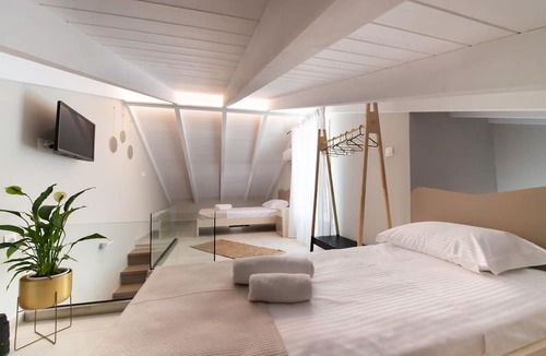 Spanokhorion House | En Lefko Boutique Apartments