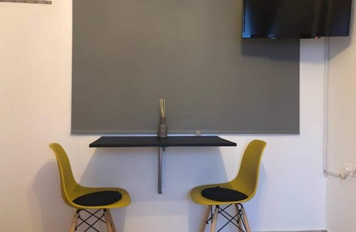 Ioannina Apartment | Minimal Studio