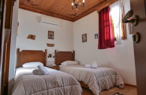 Gjirokaster Hotel | Hotel Bineri