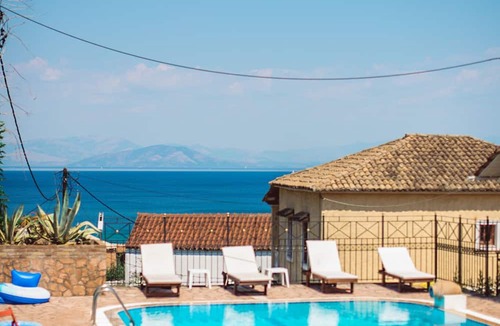 Moraitika House | Avra Paradise Aparthotel