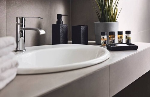 Mets Apartment | Contemporary Apartment in Central Athens