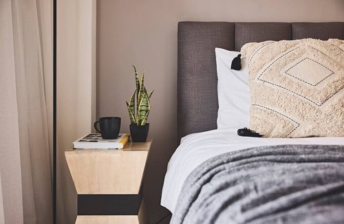 Mets Apartment | Contemporary Apartment in Central Athens