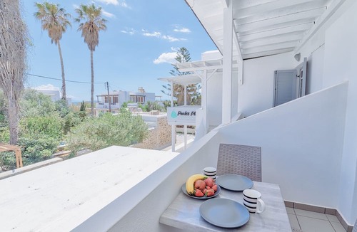 Antiparos Hotel | Pavlos Place