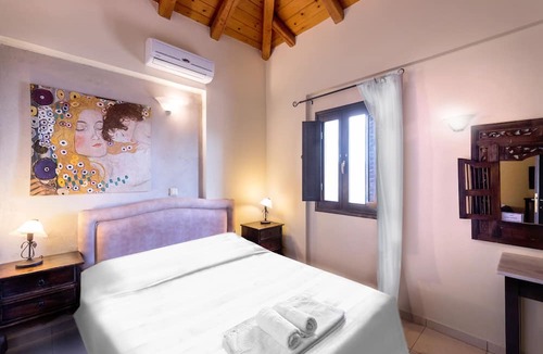 Itilo Apartment | Orestis - stone built traditional apartment