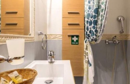 Kifisia Apartment | Cozy apartment in Nea Erythraia with courtyard