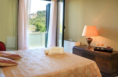 Halepa Villa | Koralia - Chania's Card Postal Villa Majestic View