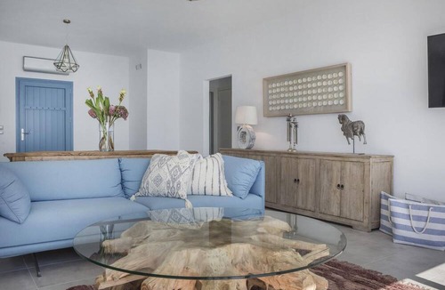 Antipata Villa | Villa Apollonia in Antipata
