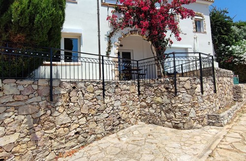 Mathia House | Maison Avec une vue Imprenable sur la Baie de Kalamata