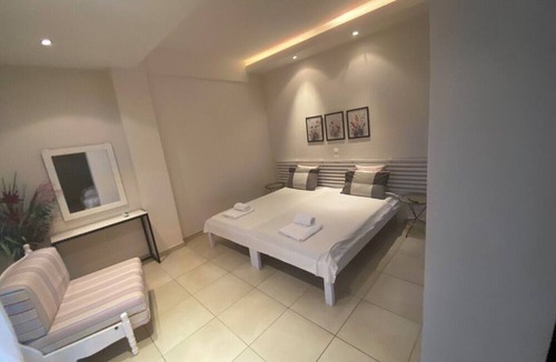 Nei Pori House | Klio Apartments and Studios