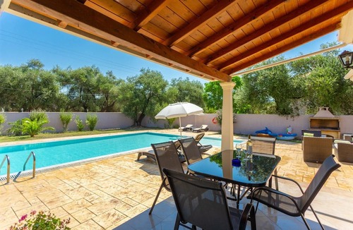 Roda Villa | Villa Popi Large Private Pool Walk to Beach A C Wifi - 2820