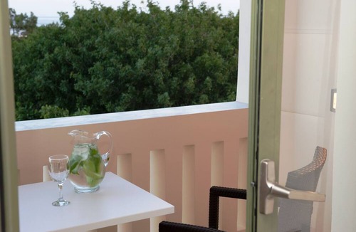 Marathokampos Hotel | Aphrodite Samos Superior Studios & Apartments