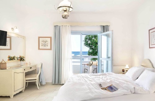 Skyros Town Apartment | Perigiali Hotel