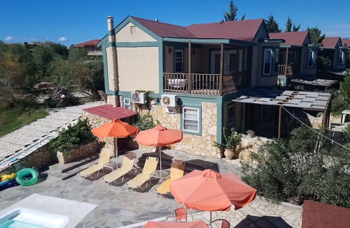 Paliki House | Zest @ Xi Beach