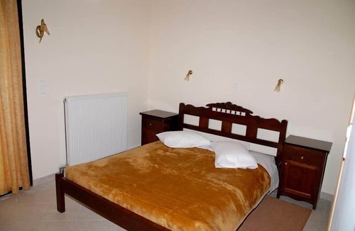 Theodhora House | Aposperitis Traditional Guesthouse