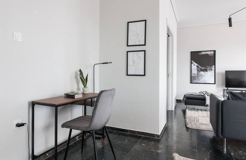 Marousi Apartment | Spacious Apartment near HELEXPO