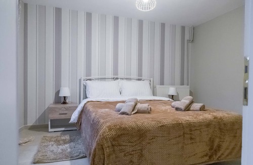 Kalambaka Villa | Historic Luxury House Heart of Meteora