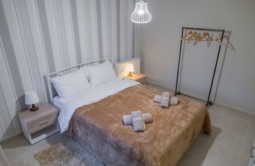 Kalambaka Villa | Historic Luxury House Heart of Meteora