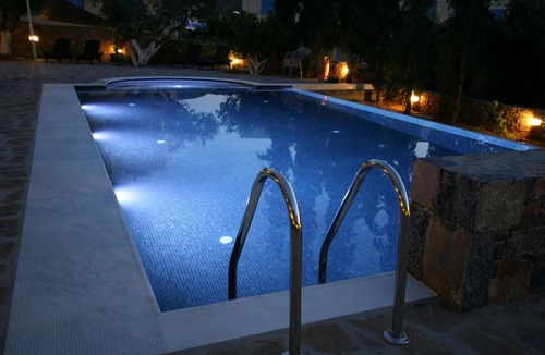 Istron Apartment | Apartment in Istro with Generous Terrace