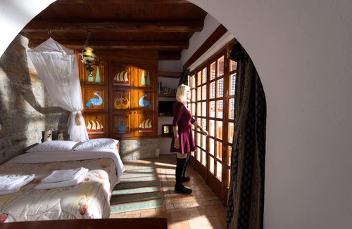 Mavrikiano House | Leonidas Cretan Traditional House with Sea View