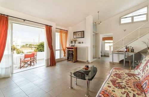 Vrahati House | Holiday home next to orange tree orchard