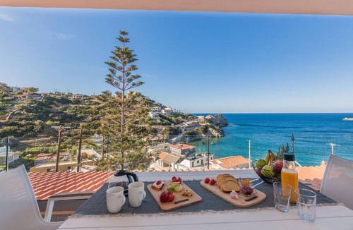 Lygaria House | Holiday house Agia Pelagia for 1 - 6 persons with 3 bedrooms - Holiday home