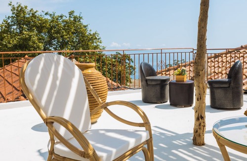 Qeparoi i Siperm House | Beutiful House in Upper Qeparo, Coast of Albania